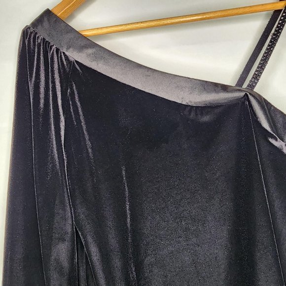 CYNTHIA ROWLEY Velvet Dress - Picture 4 of 7